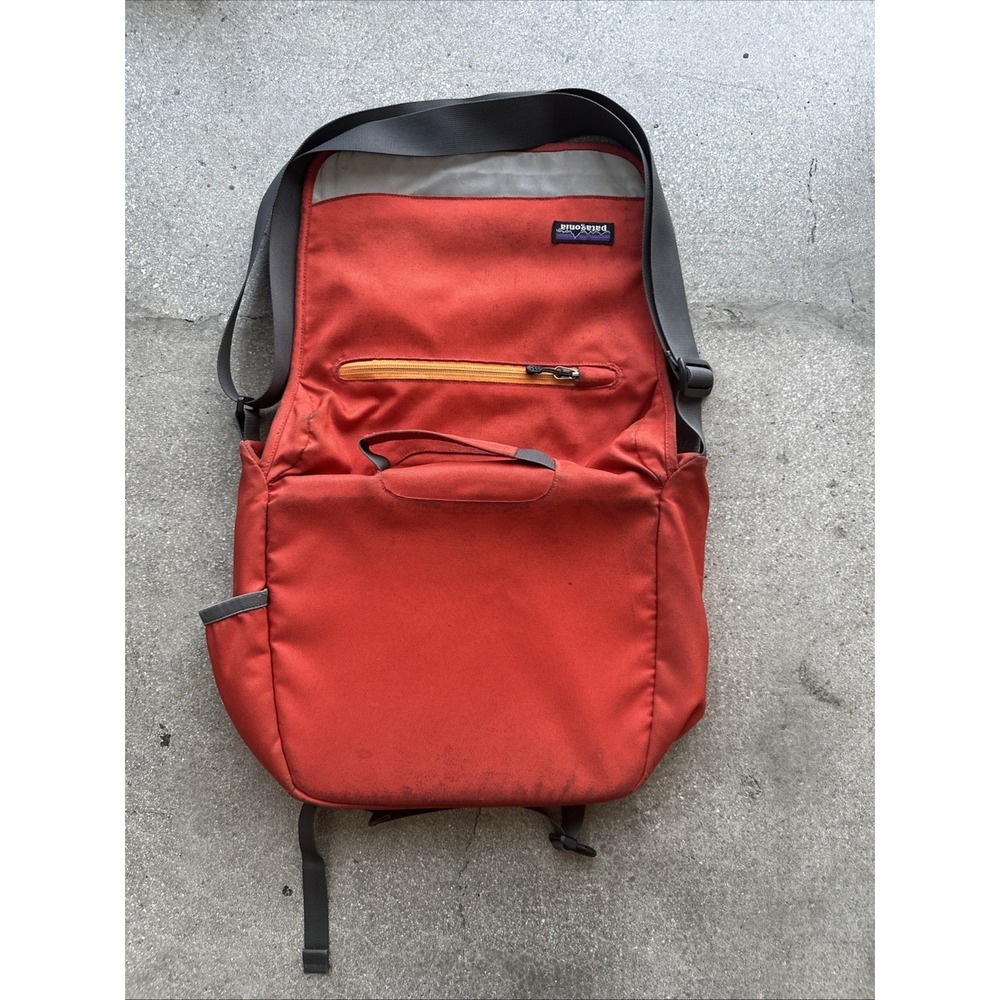 Patagonia Messenger Bag Orange MINI-Half Mass Travel Adjust Multi-Pocket Outdoor - Picture 3 of 12